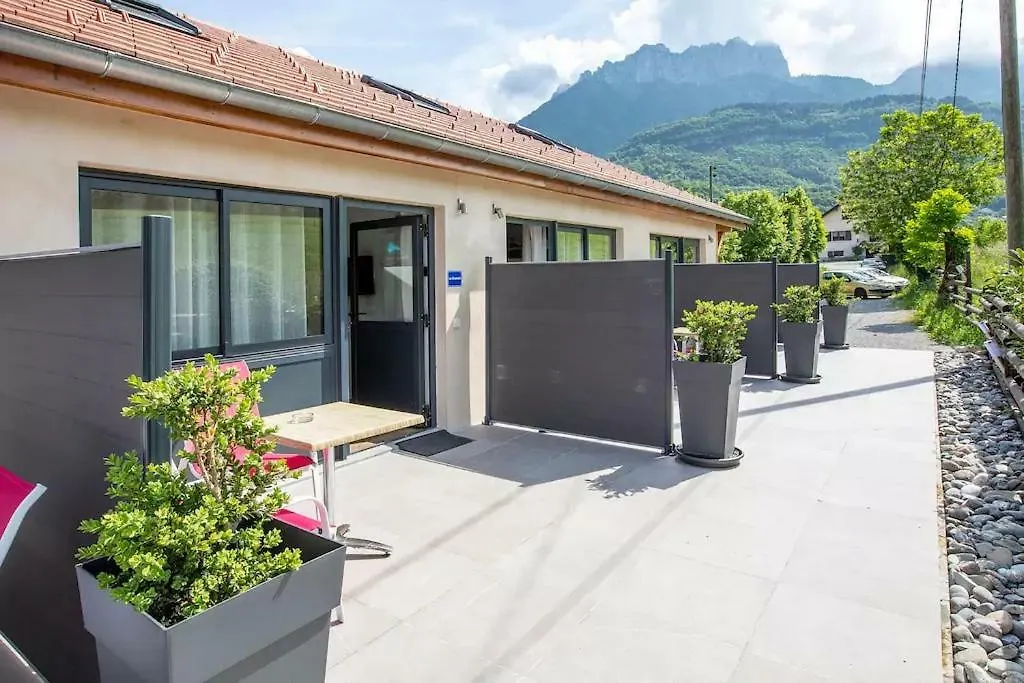 Domaine des Ecuries - Appartements meublés à Talloires